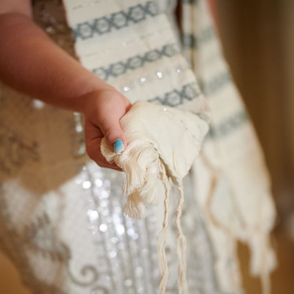 Bat Mitzvah holding tallit