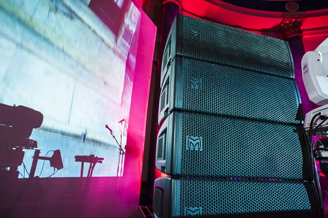 Ground Stacked Line Array Speakers